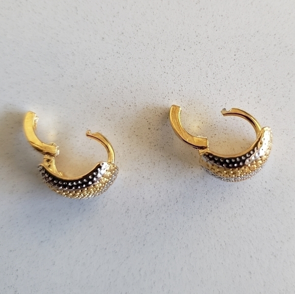earrings - Picture 2 of 4
